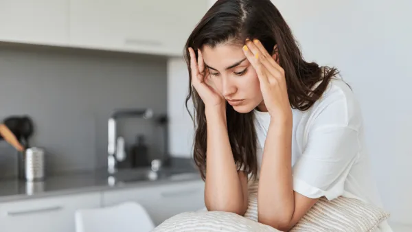 Kusursuzluk Tutkusu Ağrıya mı Dönüşüyor? Mükemmeliyetçi Kadınlarda Fibromiyalji Riski