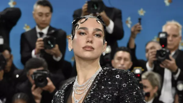 Kutudan Çıkan Kriz: Dua Lipa, Samsung’a 15 milyon Dolarlık Dava Açtı